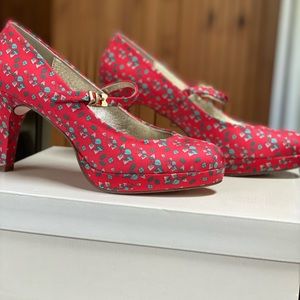 Brand: Miss Albright Specialty. Model: Nevin. Size: 9. Color: red